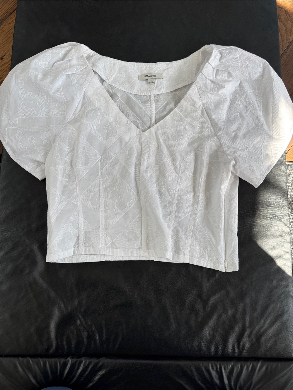 Madewell White V-Neck Embroidered Puff-Sleeve Crop Top